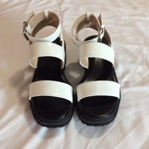 BRAND NEW MIX NO. 6 Petrova Platform Sandal 🔥